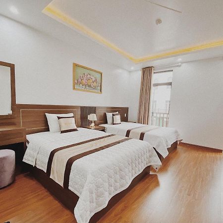 Beach Hotel Ha Long Exterior photo