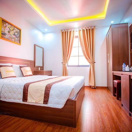 Beach Hotel Ha Long Exterior photo